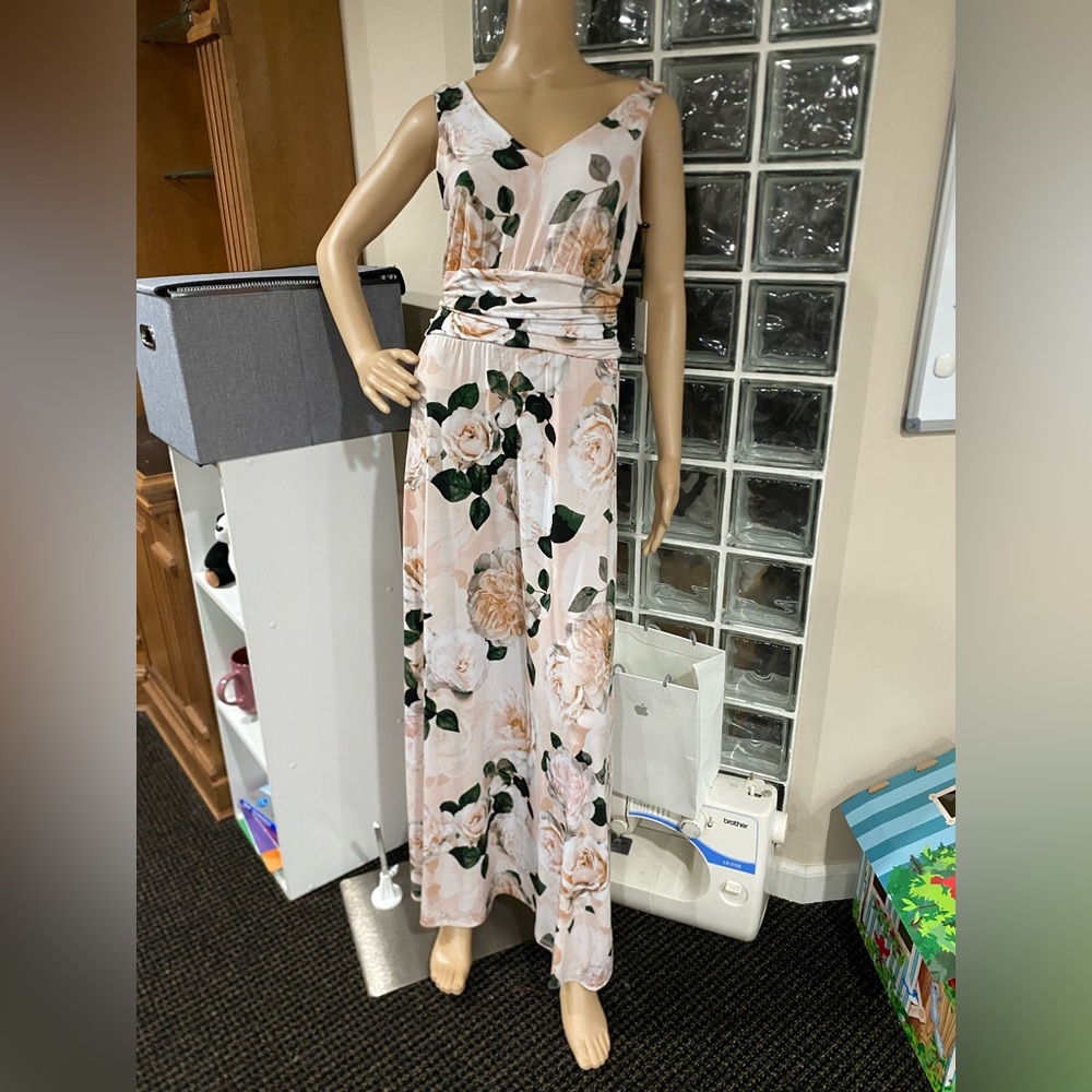 Size 6 Calvin Klein Floral Dress